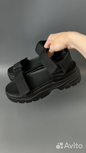 Сандалии H&M