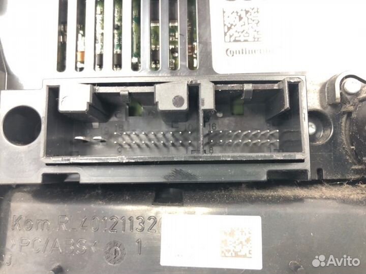 Блок управления климат-контролем Audi A4 седан 2.0