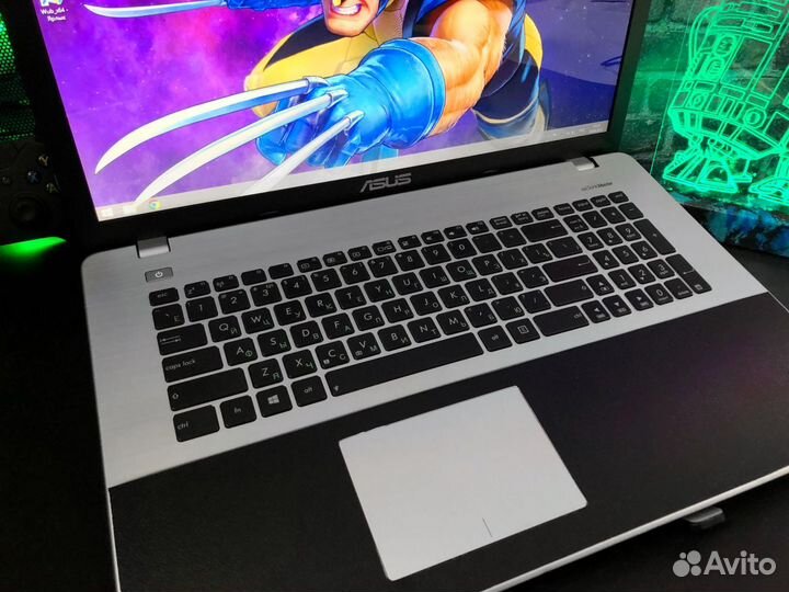 Игровой ноутбук Asus GeForse 17.3 IPS