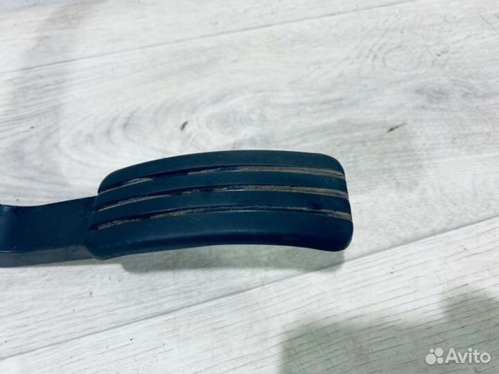 Педаль газа LADA Largus универсал K4M 2014