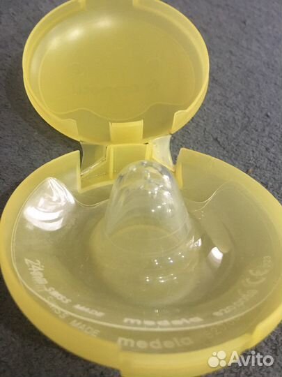 Накладки на грудь medela