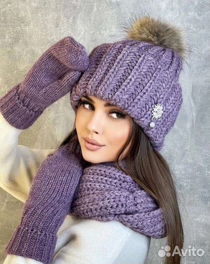 Комплект (шапка, хомут и варежки)