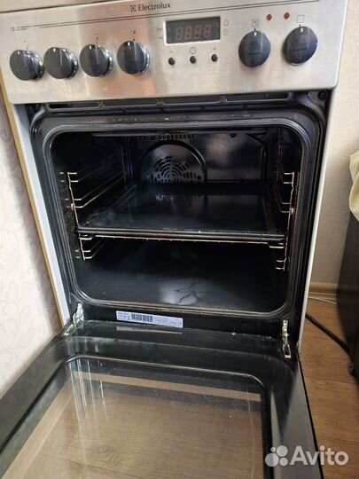 Плита электрическая Electrolux EKC513516X