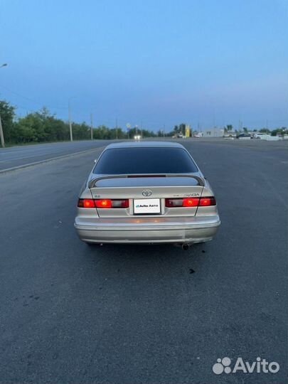 Toyota Camry 2.2 МТ, 1997, 296 000 км