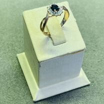 Кольцо с сапфиром и бриллиантами
