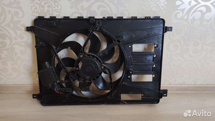 Вентилятор охлаждения радиатора