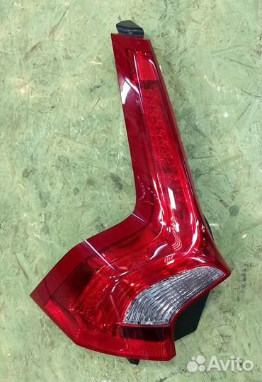Задний левый фонарь Volvo V60