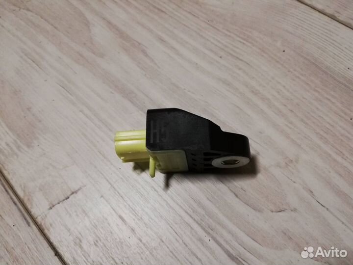 Датчик удара, боковая подушка AIR BAG Toyota