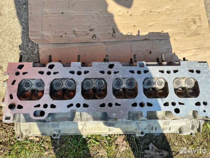 Головка блока цилиндров Volvo 850