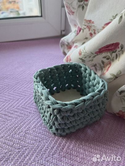 Вязанные корзинки ручной работы