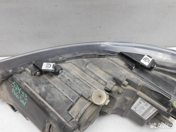 Фара правая Volkswagen Polo