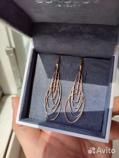 Золотые серьги