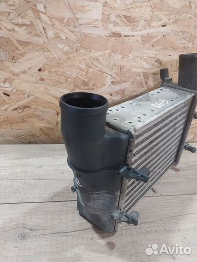 Радиатор интеркулера Audi A6 C5