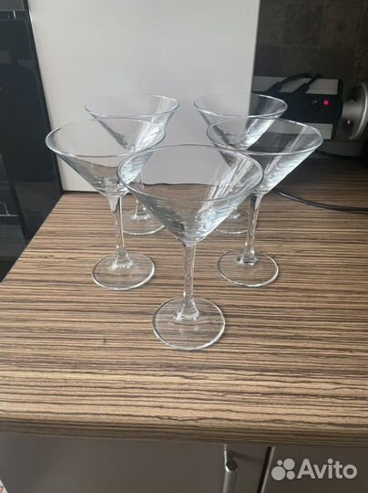Фужеры для мартини и коктейлей