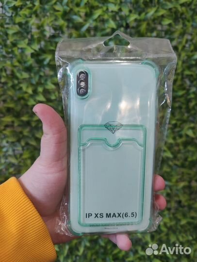Чехол на iPhone XS Max с карманом для карт