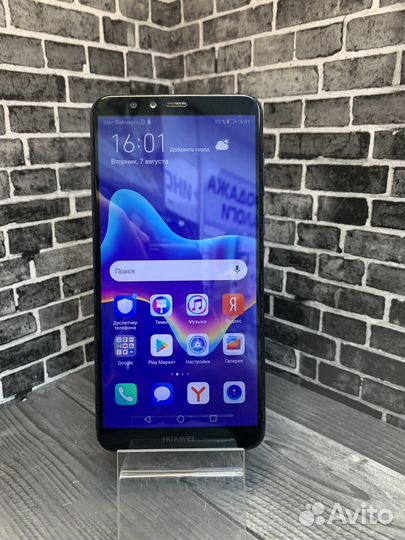 Телефон Huawei Y9