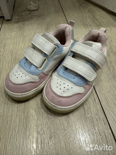 Кроссовки для девочки размер 22