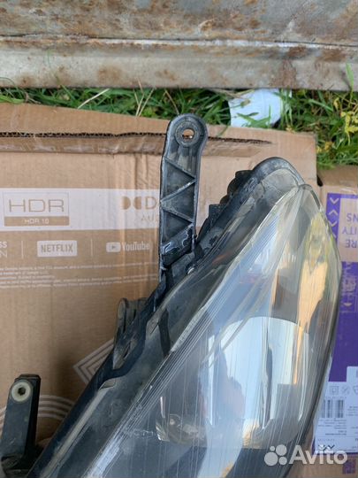 Фара opel zafira b