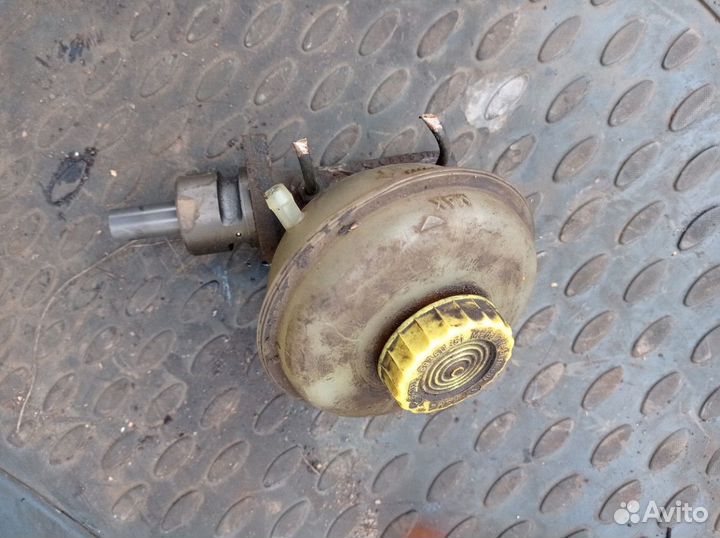Главный тормозной цилиндр ауди 80 б3