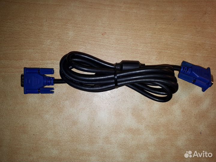 Кабель VGA