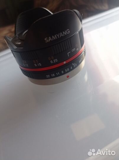 Объектив Samyang Micro 4/3