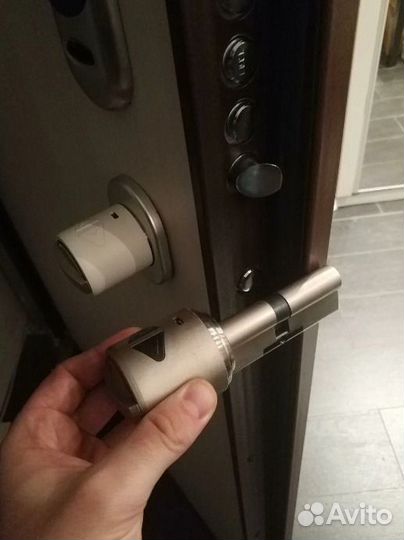 Врезка/Замена/Установка замков входной двери