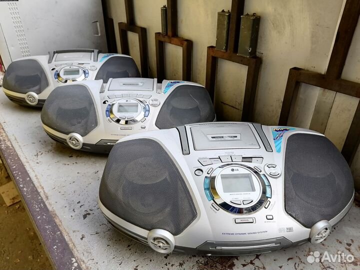 Магнитола LG LM735X MP3