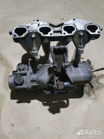 Впускной коллектор Nissan Almera N16
