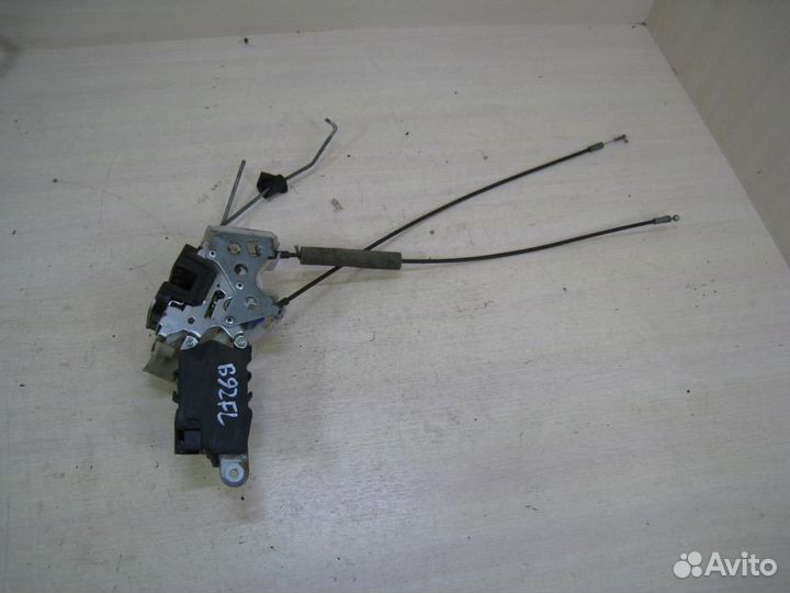 Замок двери передней левой Subaru Tribeca WX 2008