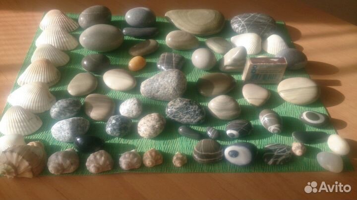 Камни и ракушки для аквариума