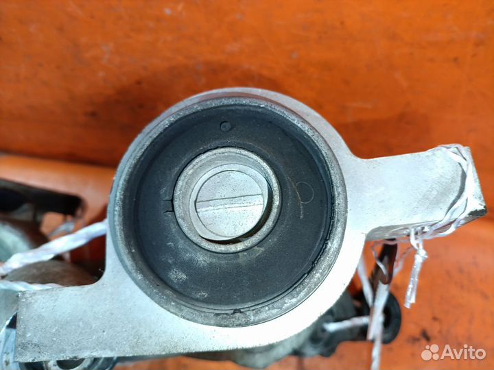 Рычаг передний нижний Nissan Fuga Y50