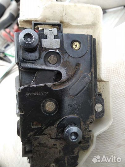 Замки дверей Volkswagen Touareg 1 7L