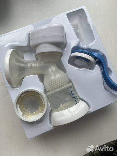 Молокоотсос с бутылочками