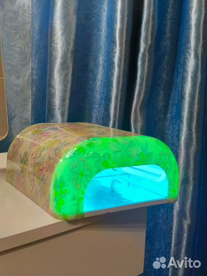 Лампа для маникюра