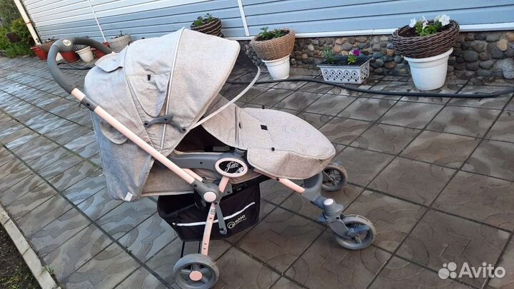 Прогулочная коляска bugaboo