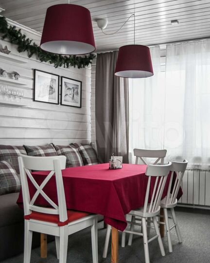 Коттедж 100 м² на участке 7 сот.