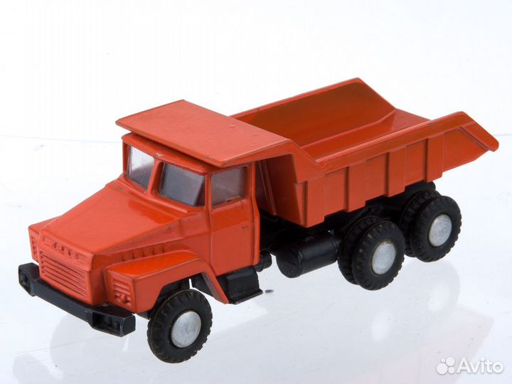 Модель грузовик самосвал Краз 251 СССР 1:50 KrAZ