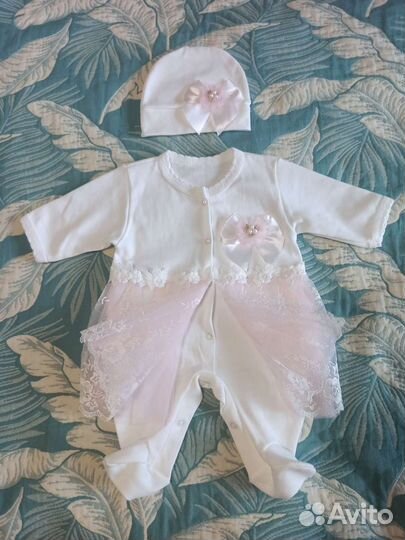 Новый комплект на выписку для девочки