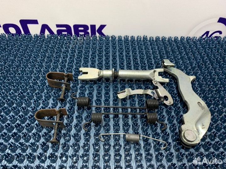 Ремкомплект стояночного тормоза Honda Fit