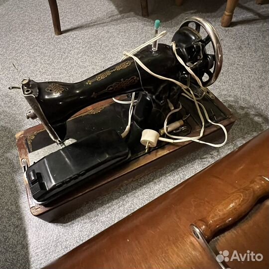 Швейная машинка антиквариат