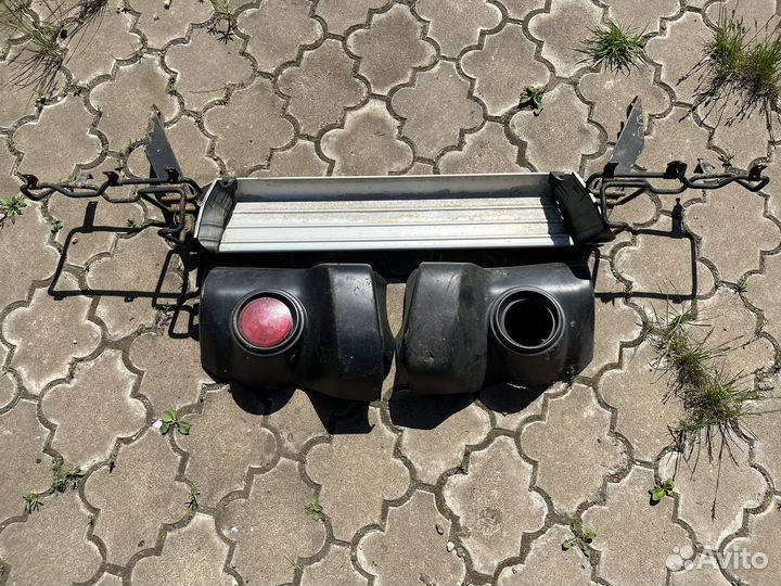 Задний бампер на Mitsubishi L200