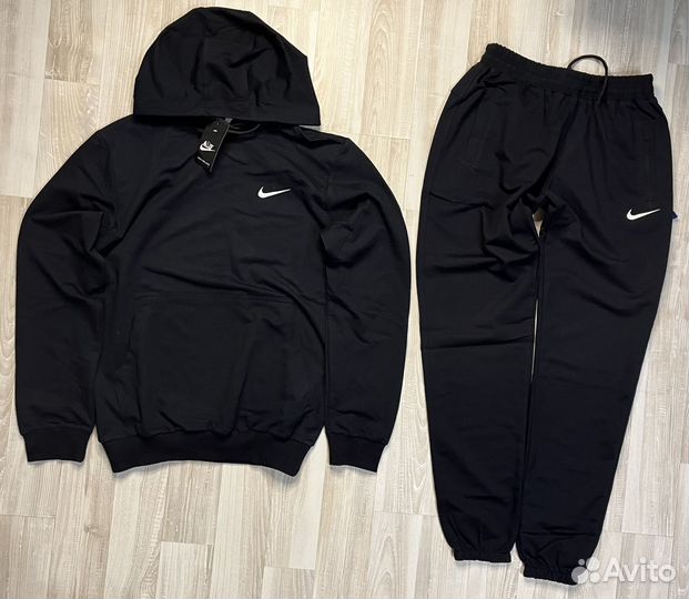 Спортивный костюм nike