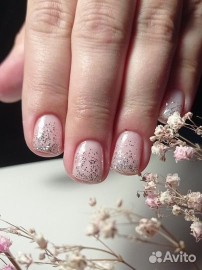 Маникюр гель лак, наращивание ногтей, модель