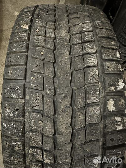 Колеса зимние шипованные Dunlop 215/55 R16