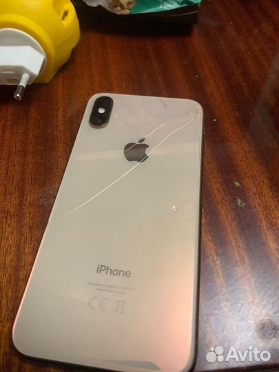 iPhone Xs, 64 ГБ