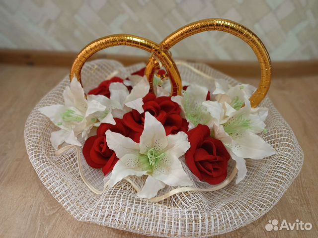 Кольца на машину свадебные