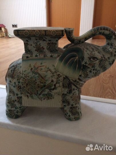 Слон подставка