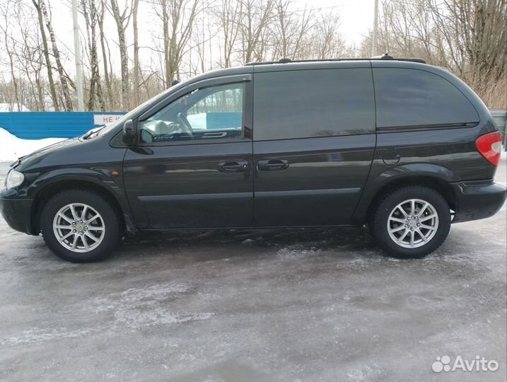 Chrysler Voyager 2.8 AT, 2004, 188 500 км