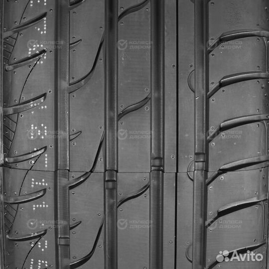 Evergreen EU728 245/40 R20 99W