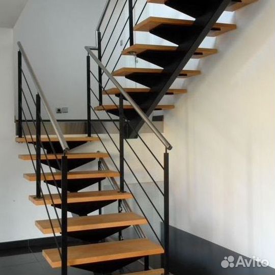 Лестница для офиса
